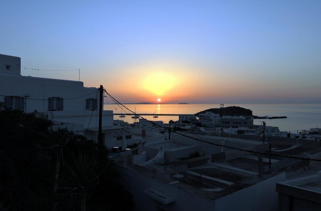Hotel Anixis Naxos City エクステリア 写真